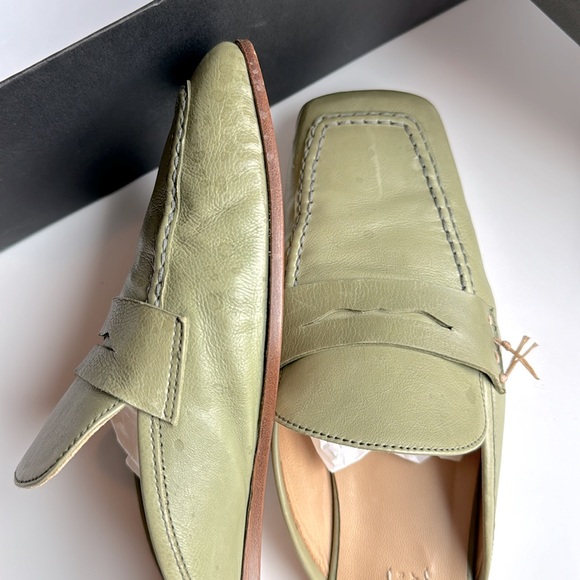 I.N.K. Pale green slides in original box - Picture 9 of 10
